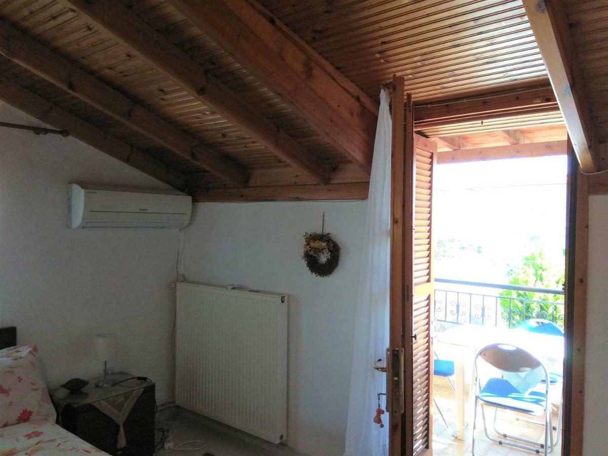 Family Seaside House In Mouries Villa Paralia Dionysiou Buitenkant foto